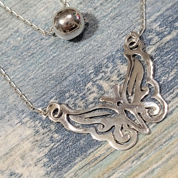 925 Butterfly two layers Necklace. - Picture 1 of 12